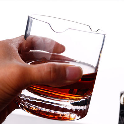 vetro antiquato del whiskey 260ml, vetri di colpo rientrati del whiskey di resto del sigaro fornitore
